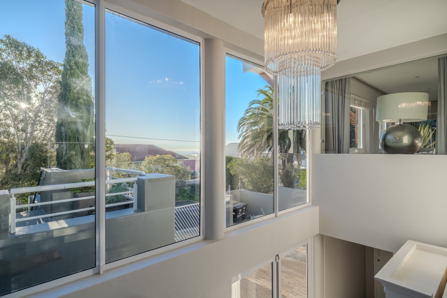 7 Bedroom Property for Sale in Camps Bay Western Cape